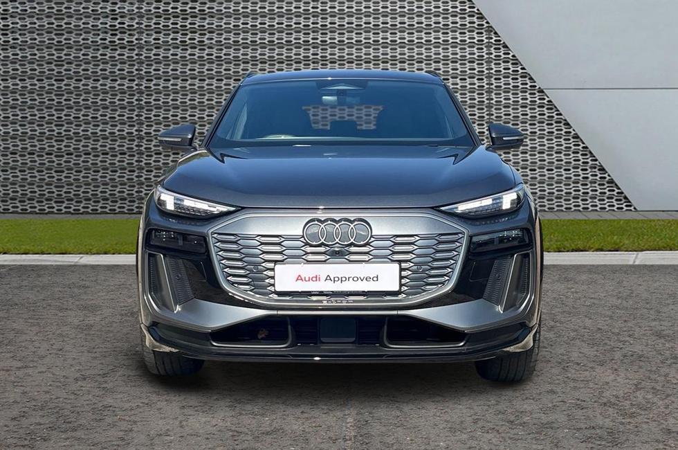 Audi Q6 Photo at-50ae814bfb1440b598ba618ab10705e4.jpg