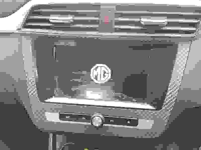 MG MG ZS Photo at-50c5e14f83a341df8cfb8e61446f85a7.jpg