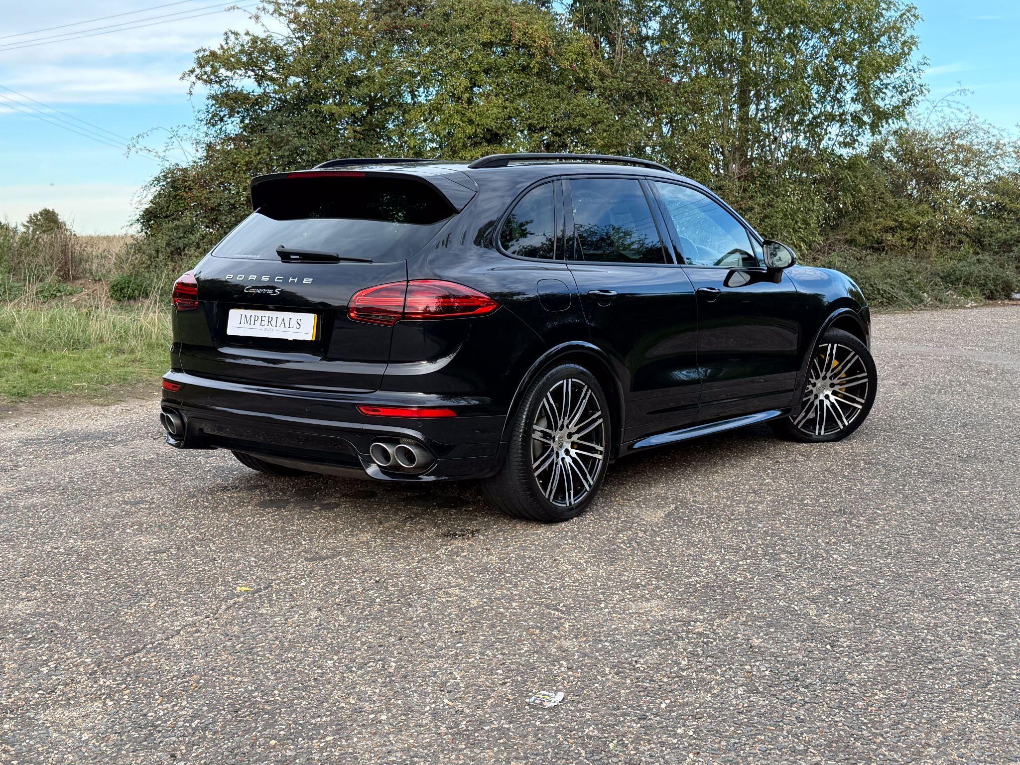 Porsche Cayenne 4.2 TD V8 S TiptronicS 4WD Euro 6 (s/s) 5dr — photo 4