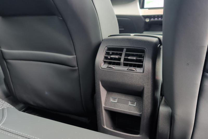 Used Peugeot 308 SW NV25EJZ 18