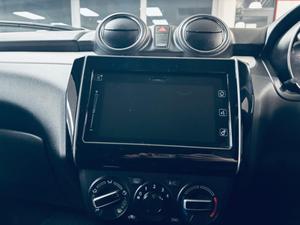 Suzuki Swift Photo 34