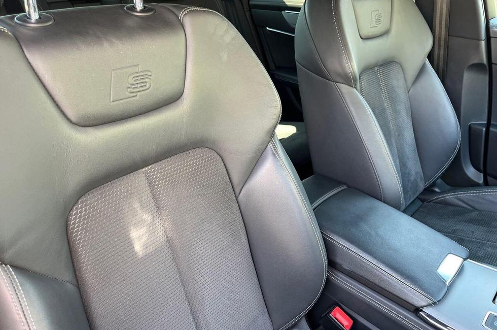 Audi A6 Photo at-512fcc0f69bf4158a32dddbbd122ec7a.jpg