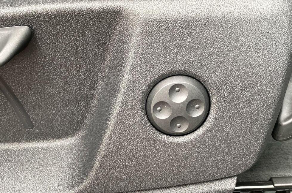 Audi Q5 Photo at-514ca7a57d7a4c7c88f54a185ed98996.jpg