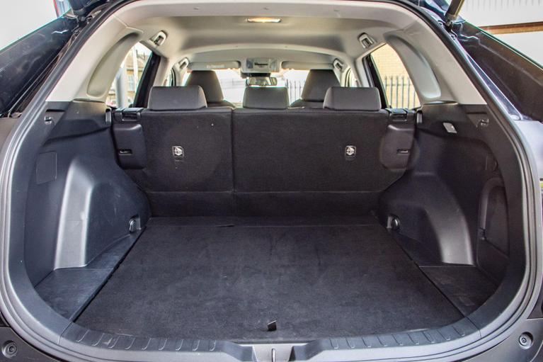 Used Toyota RAV4 LT69FPJ 23