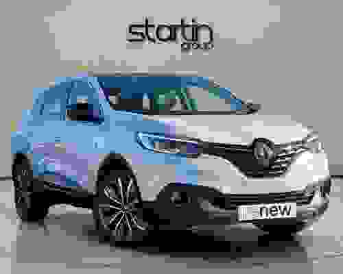 Renault Kadjar 1.2 TCe Signature Nav Euro 6 (s/s) 5dr White at Startin Group