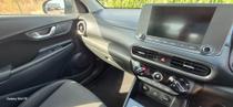 Hyundai KONA Photo 17