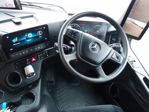 Mercedes-Benz Actros Photo at-51bd69697bef416fb612b14b4b550546.jpg