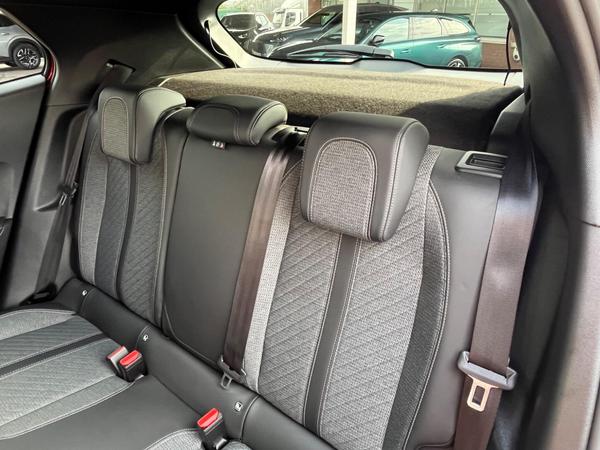 Used Peugeot 2008 LO24ZVP 8