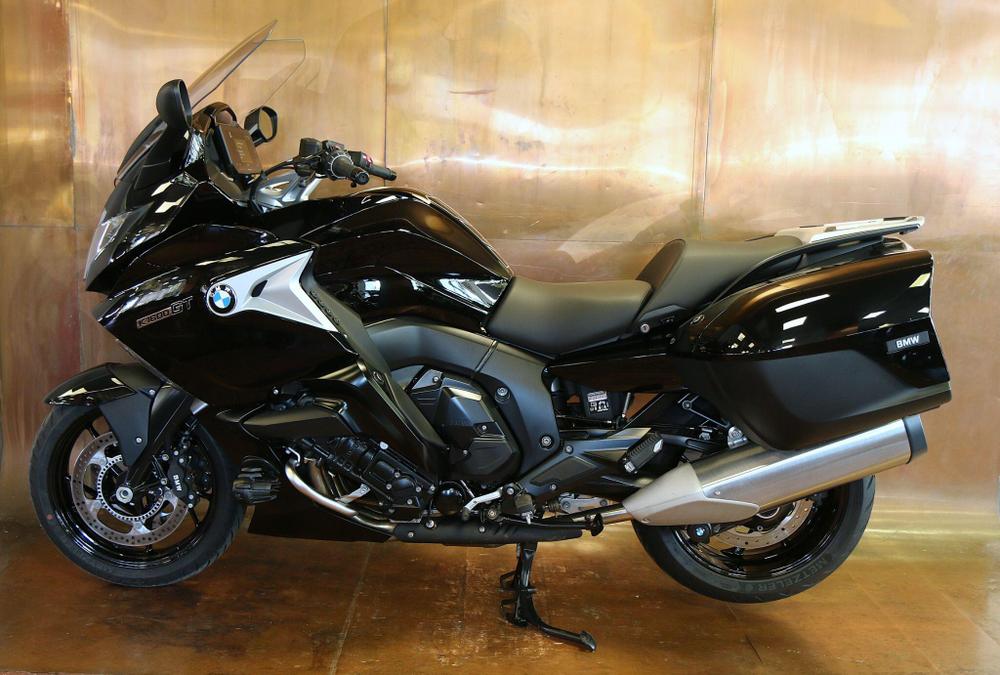 BMW K 1600 GT Photo at-51d6c36eedd44214951d7d53963538ca.jpg