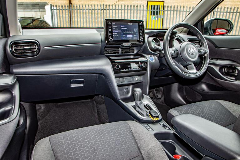 Used Toyota Yaris Cross WN73OMU 13