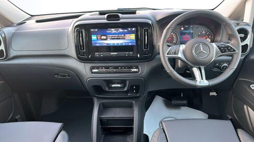 Mercedes-Benz Vito Photo at-51e84675be124494808715c3bb23b5a9.jpg