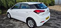 Hyundai i20 Photo 2
