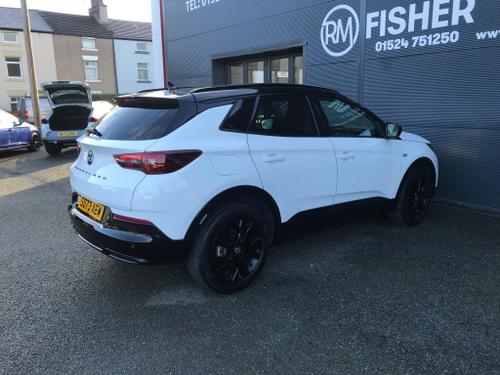 Vauxhall Grandland Photo at-523de25e67fe4a229d5170db376a7bc2.jpg