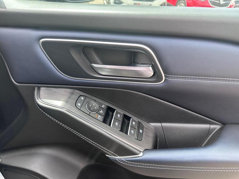 Used Nissan Qashqai DT73EFV 17