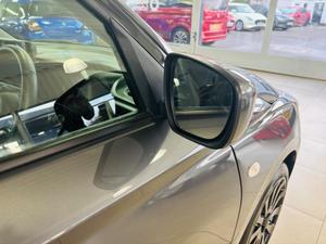Suzuki Swift Photo 8