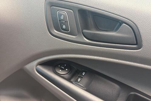 Ford TRANSIT CONNECT Photo at-52ae54736e7c4a03bf13bbdb8554c71b.jpg