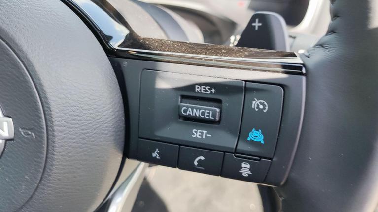 Used Nissan Qashqai OW75JNN 10