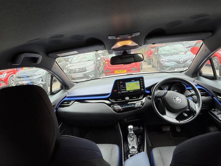 Used Toyota C-HR WT70AEM 10