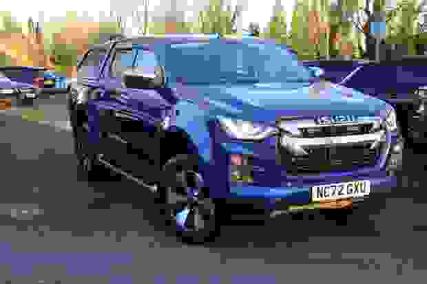 Used 2022 Isuzu D-Max 1.9 TD DL40 4WD Euro 6 (s/s) 4dr Barritz blue at Duckworth Motor Group