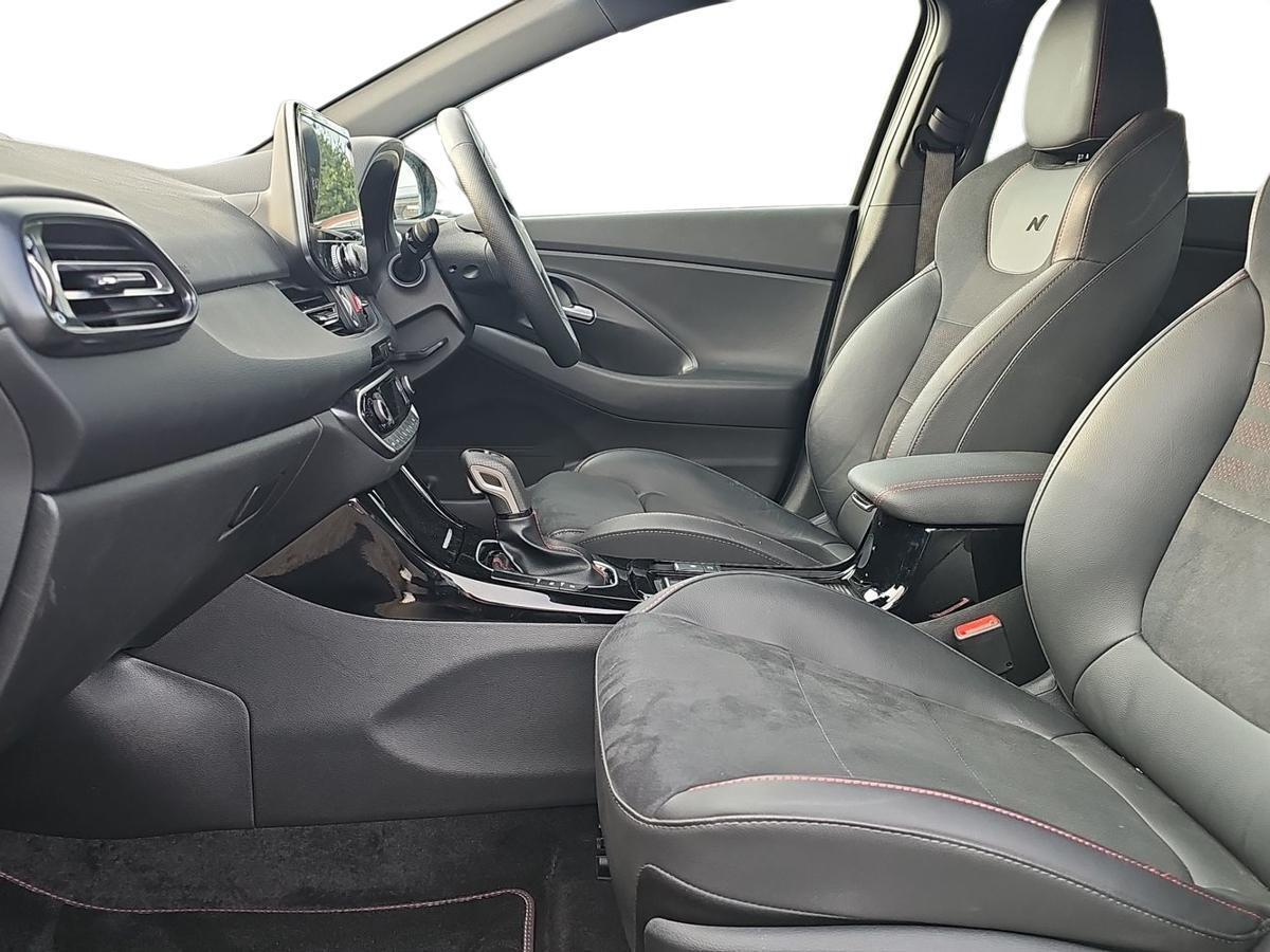 Hyundai i30 Photo at-535287ec85124a7a889c4a1524ce8fbd.jpg