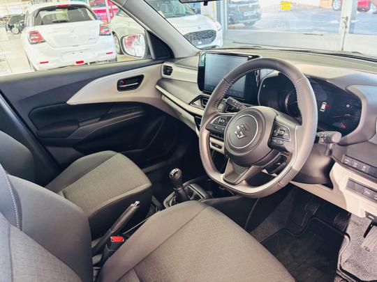 Suzuki Swift Photo at-537f60d54e7a4a0ca23f224c28bb3752.jpg