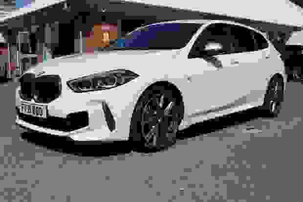 BMW 1 Series Photo at-538673ece249410982f1dcae00ab1306.jpg