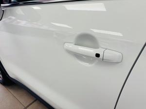 Suzuki S-Cross Photo 16