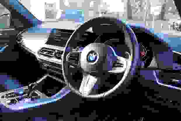 BMW X5 Photo at-53e559fa0a424dd9897da2b7613cd42c.jpg