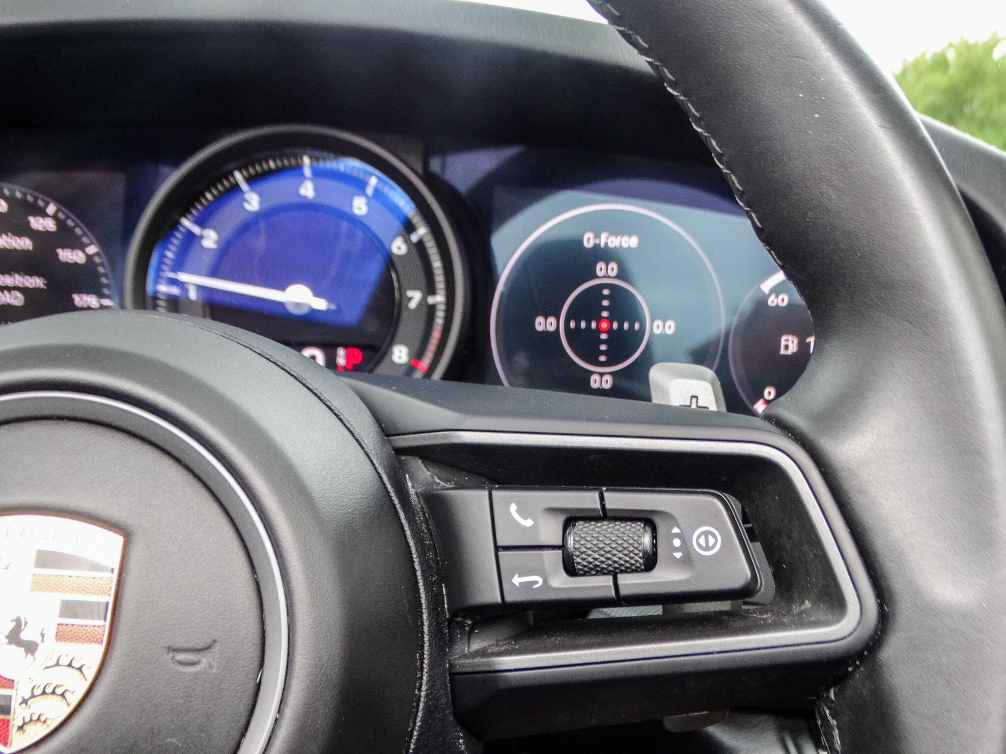 Porsche 911 3.0T 992 Carrera 4S PDK 4WD Euro 6 (s/s) 2dr — photo 37