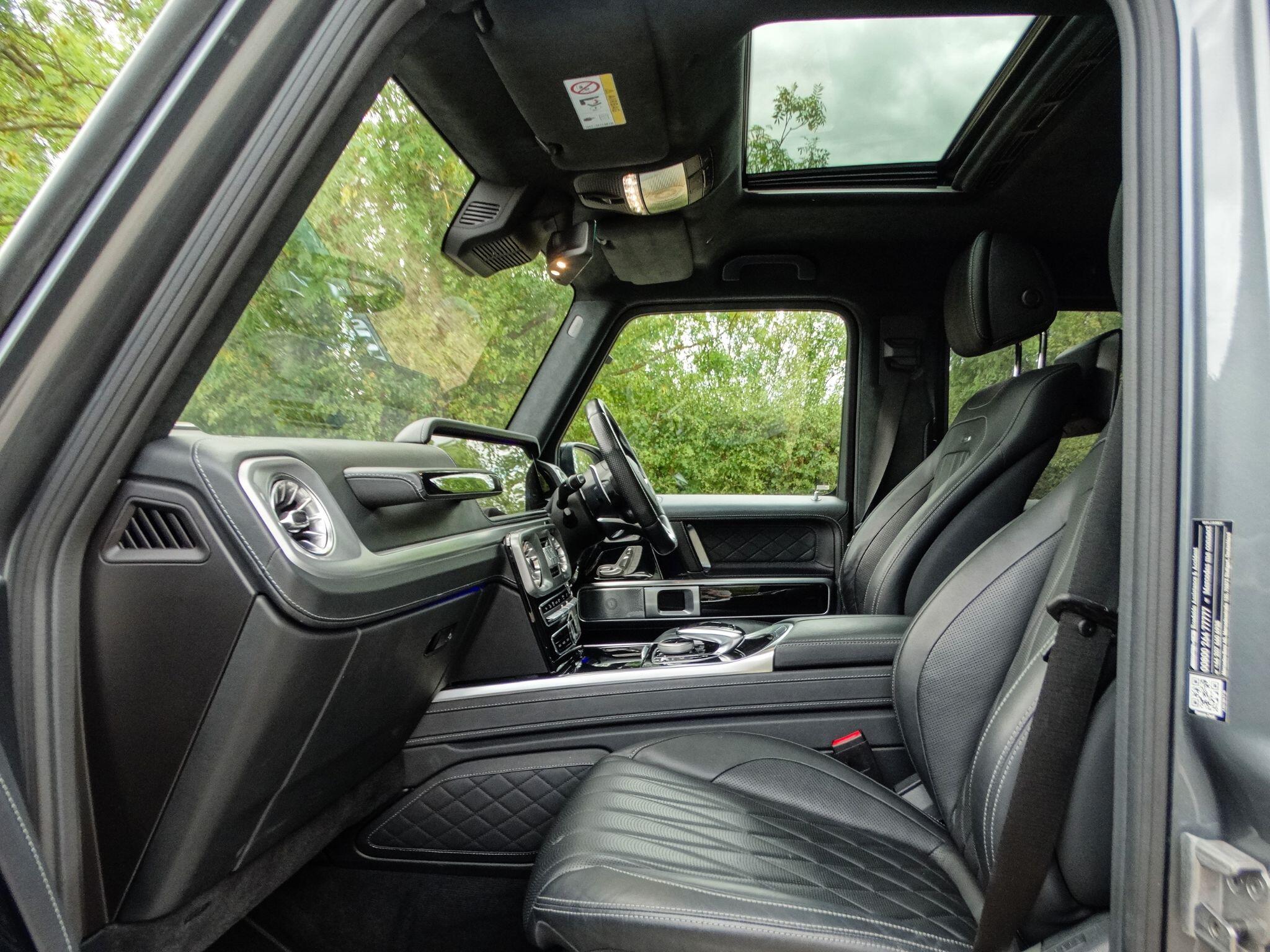 Mercedes-Benz G Class 4.0 G63 V8 BiTurbo AMG SpdS+9GT 4MATIC Euro 6 (s/s) 5dr — photo 3
