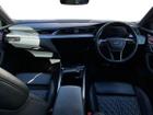 Audi e-tron Photo 7