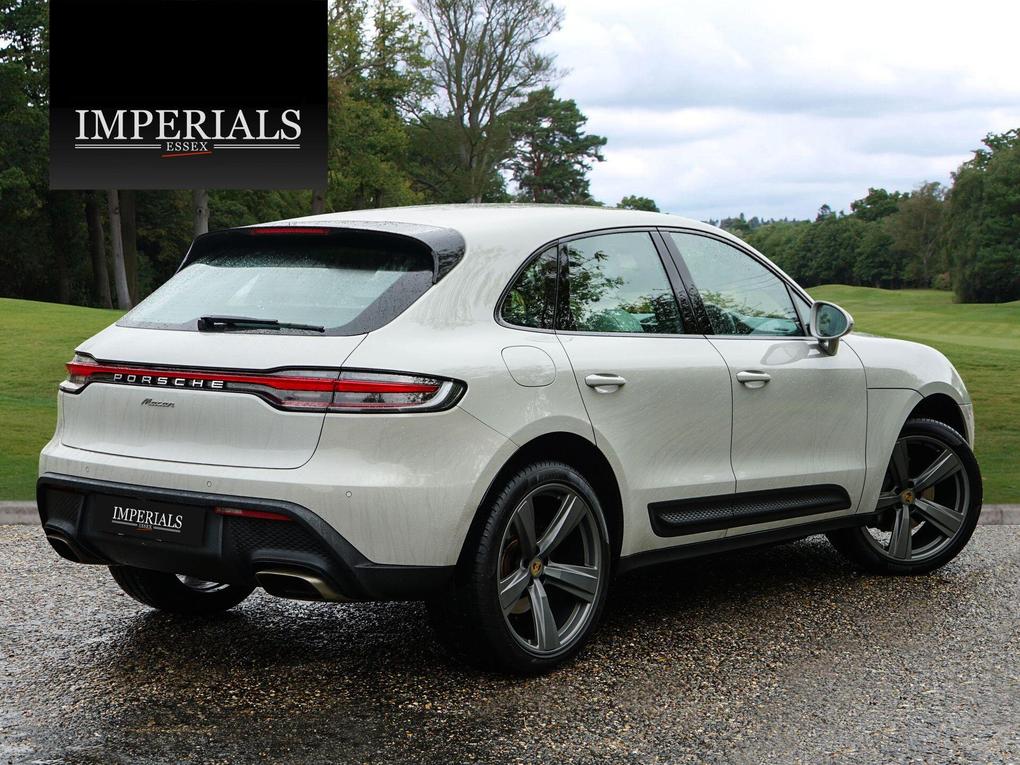 Used Porsche Macan LX72PFK 4
