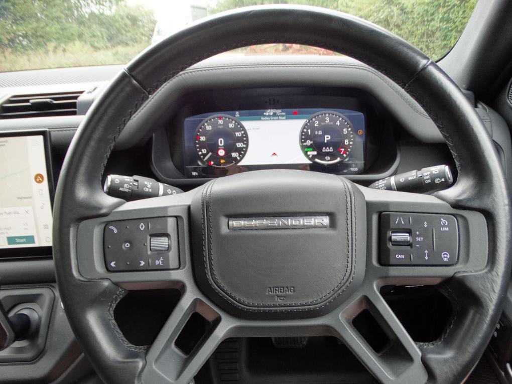 Used Land Rover Defender 110 AD22HPU 8