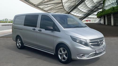 Mercedes-Benz Vito Photo at-54582f227fa24b0f875fb07e2614d3a4.jpg