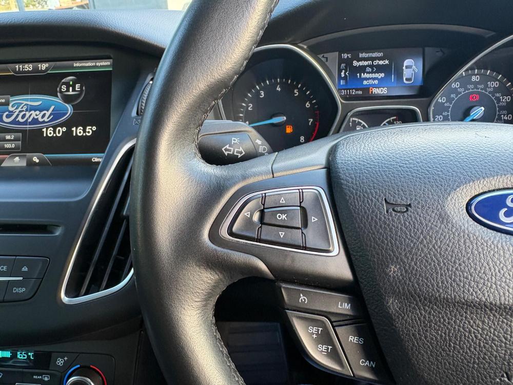 Ford Focus Photo at-5460bdd2f0094d78b4dc555ab6a222ef.jpg
