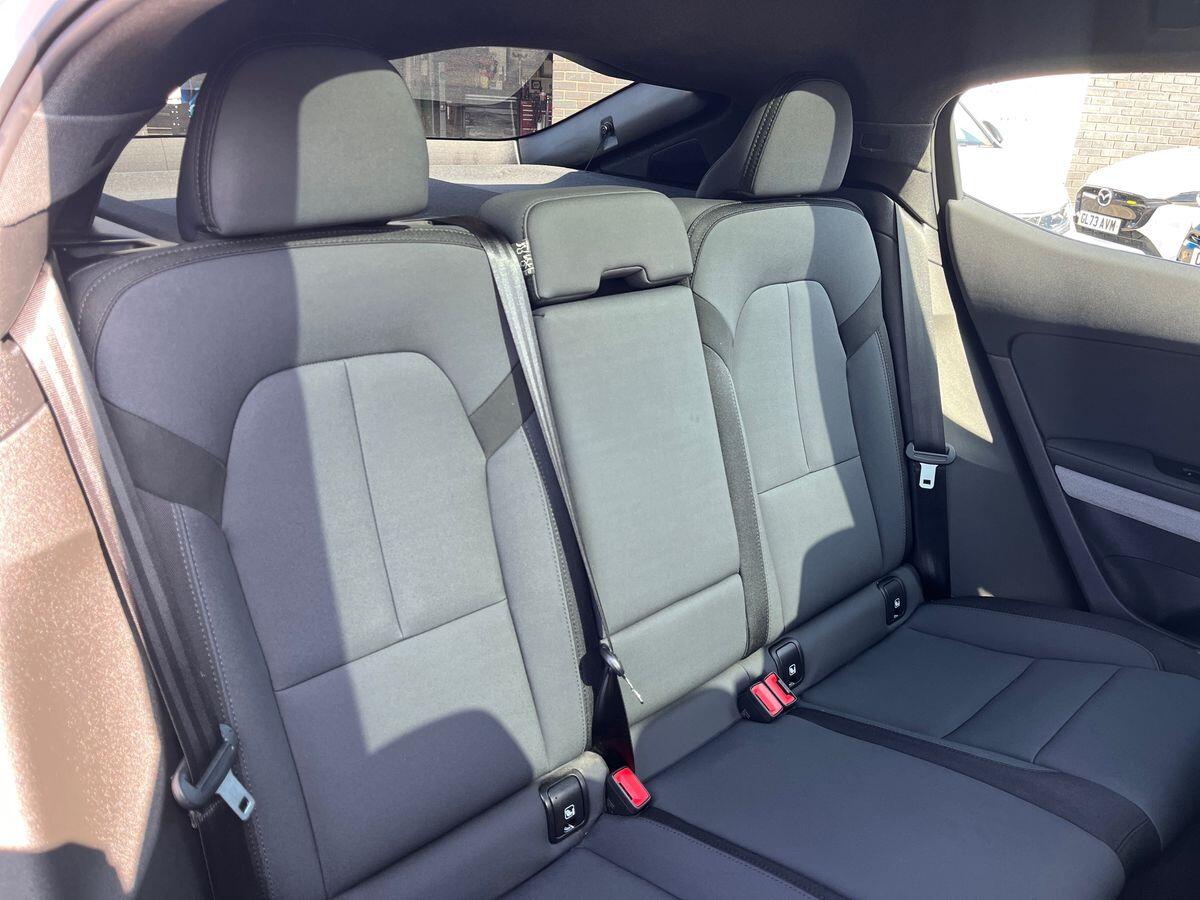 Polestar Polestar 2 Photo 29