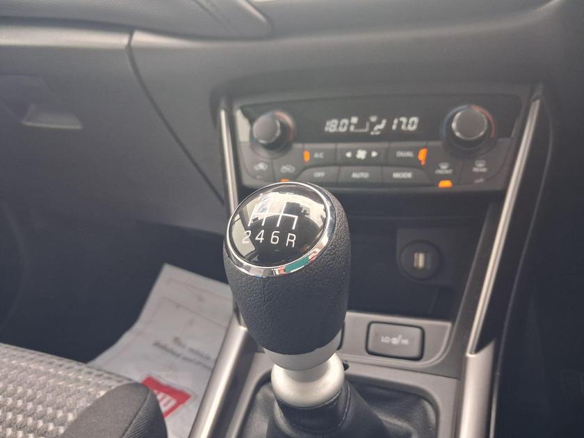 Suzuki S-Cross Photo at-54c046a938d54505a9bedc803071c10a.jpg