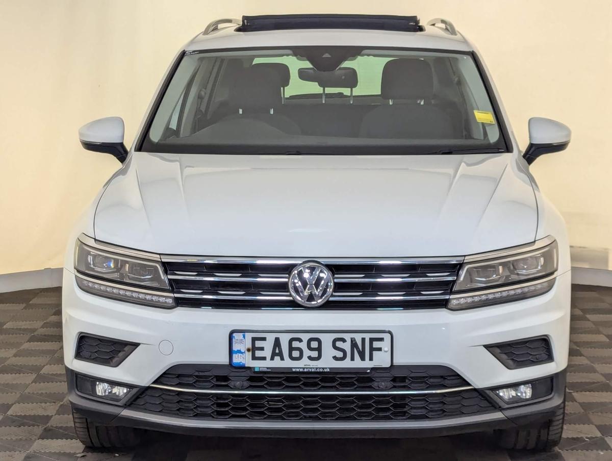 Used 2019 Volkswagen Tiguan White £14,795 | 91,420 Miles | V12 