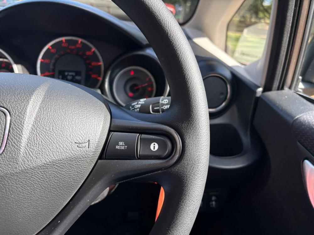 Honda Jazz Photo at-55226b245241499ea23782ba2baa49e0.jpg