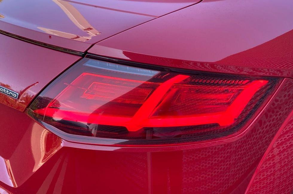 Audi TT Photo at-5536ba50588443cf873413a2fbf8fd0b.jpg