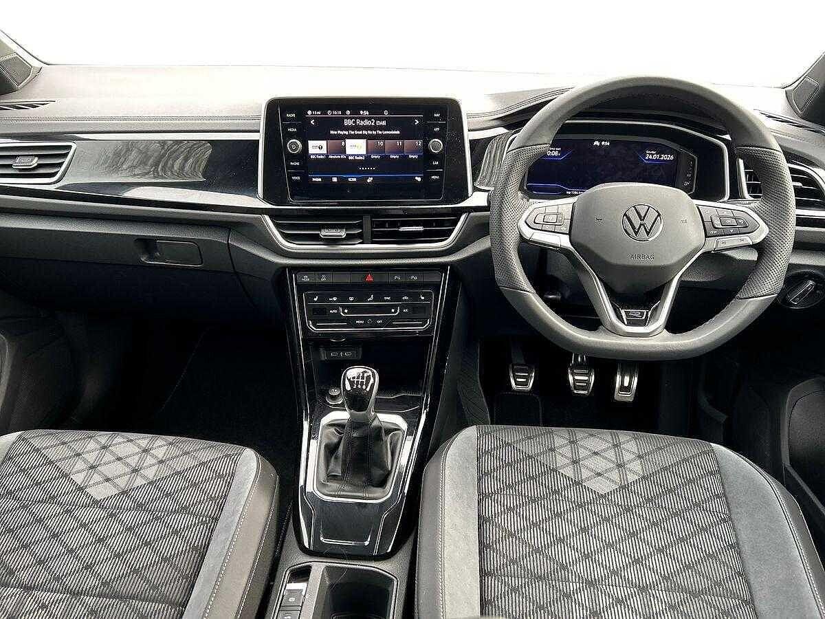 Volkswagen T-Roc Photo at-5552b95412584252b1d2637c30a550e0.jpg