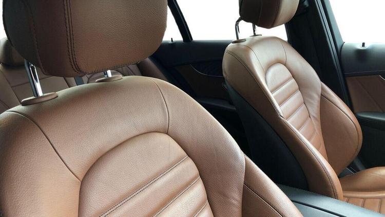 Used Mercedes-Benz C Class FL71XWU 8
