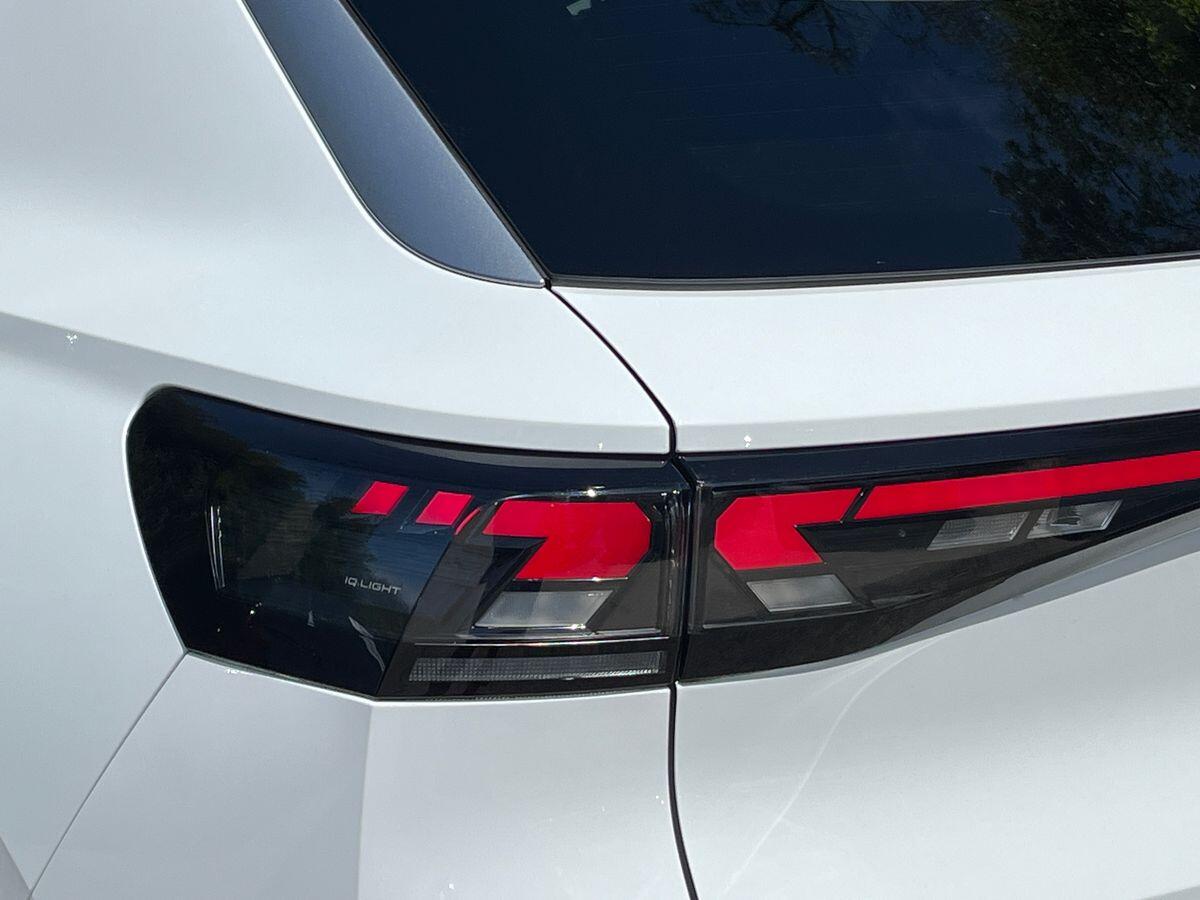 Volkswagen T-Roc Photo at-555cf97c03af43ada186bd7ca4a4ada5.jpg