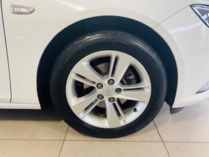 Vauxhall Insignia Photo 6
