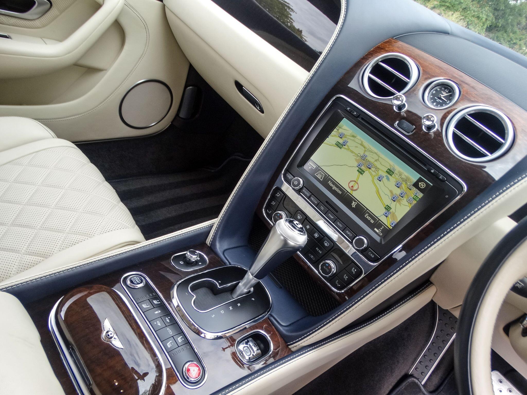 Bentley Continental 4.0 V8 GT S Coupe 2dr Petrol Auto 4WD Euro 6 (528 ps) — photo 6
