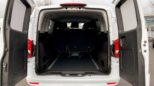 Mercedes-Benz Vito Photo at-55a193334b4b4c84aef2cd9bf6635abd.jpg