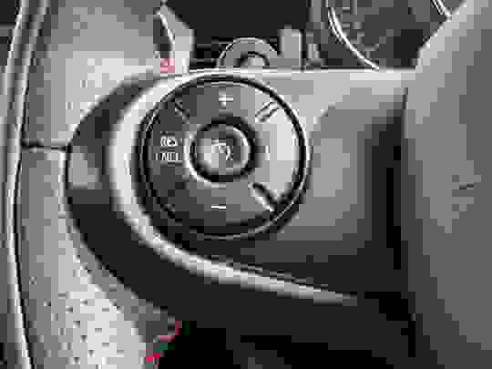 MINI Hatch Photo at-55dde29a94bd404d8cc990f4b9334617.jpg
