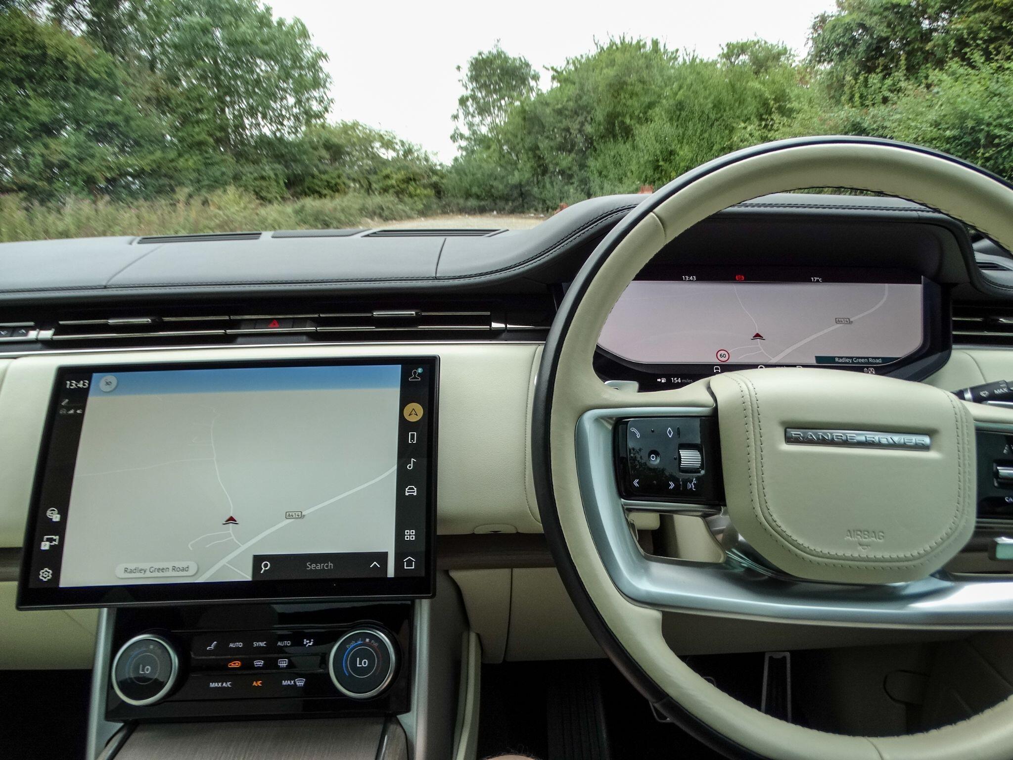 Land Rover Range Rover 3.0 D350 MHEV First Edition Auto 4WD Euro 6 (s/s) 5dr — photo 8