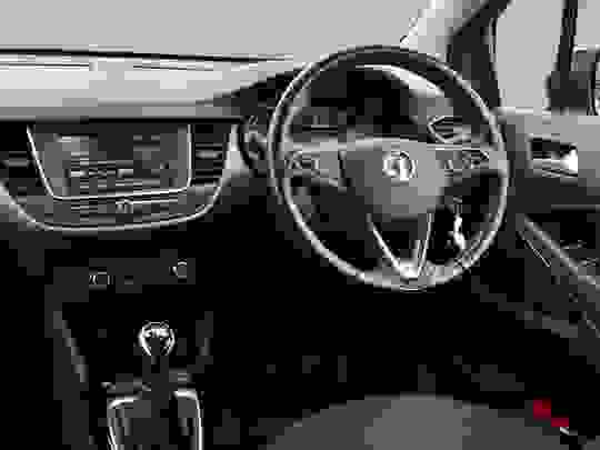 Vauxhall Crossland Photo at-55f40a892a554def9e75e3c2b2bda2f9.jpg