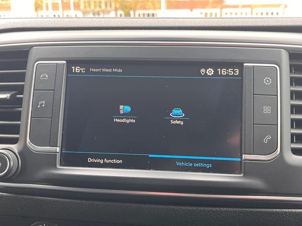 Used Peugeot Expert KV72XRT 26